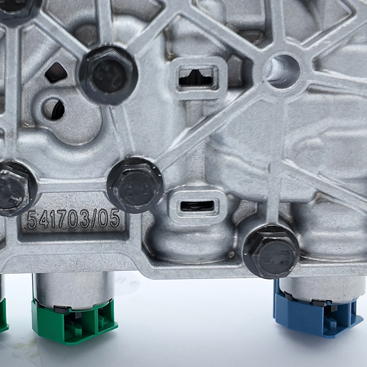 VT5 Valve body Auto Gear Boxes Parts Automotive DSG  Transmission Gearbox Valve Body for Chevrolet Buick