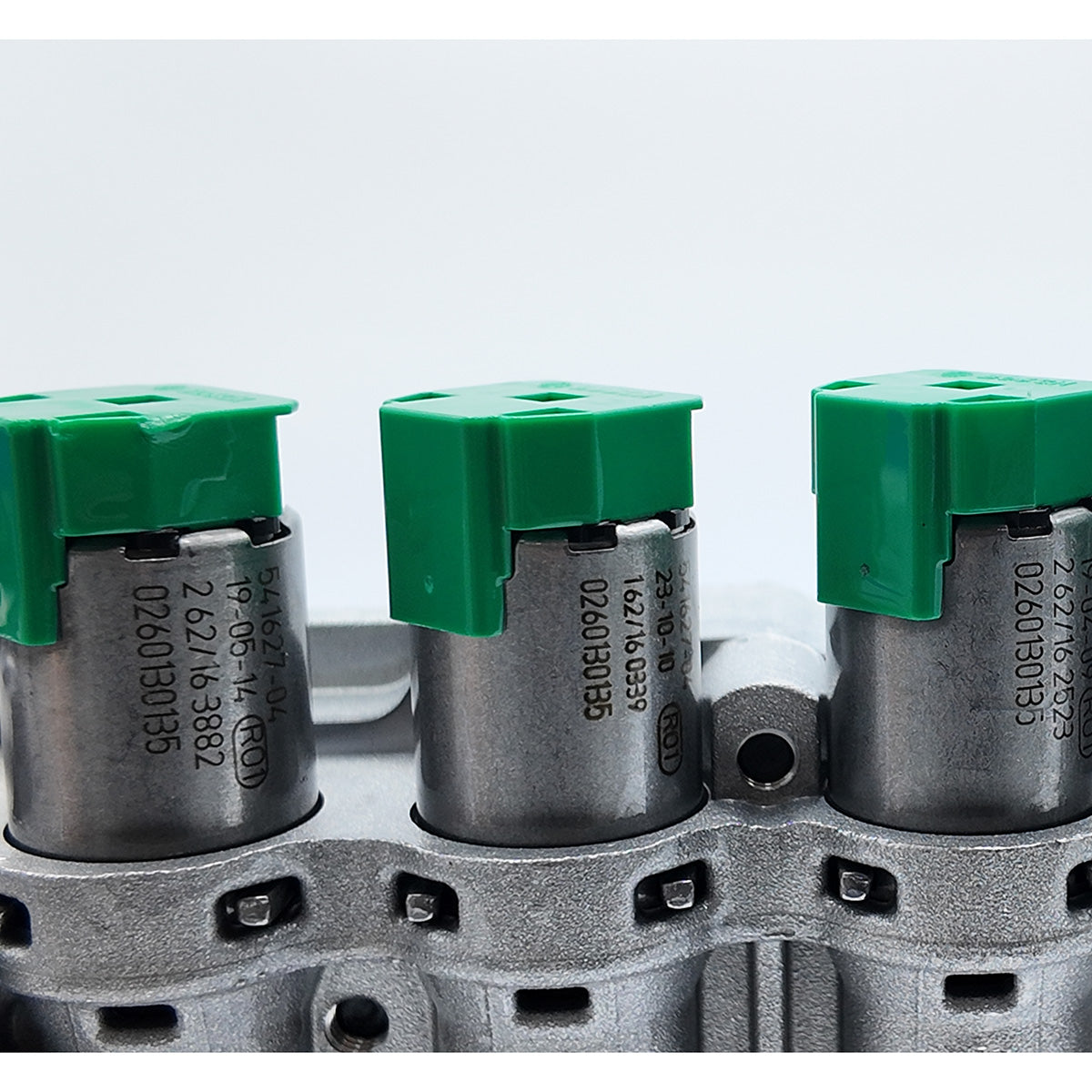VT5 Valve body Auto Gear Boxes Parts Automotive DSG  Transmission Gearbox Valve Body for Chevrolet Buick